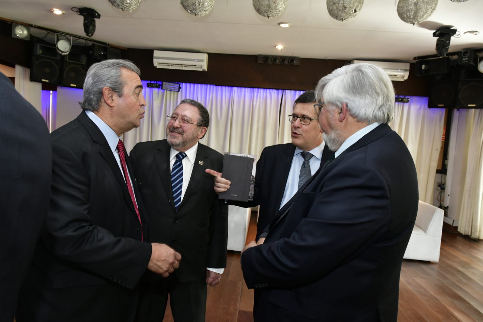Jorge Larrañaga, Jorge Chediak, Jorge Díaz y Eduardo Bonomi. Foto: Darwin Borrelli
