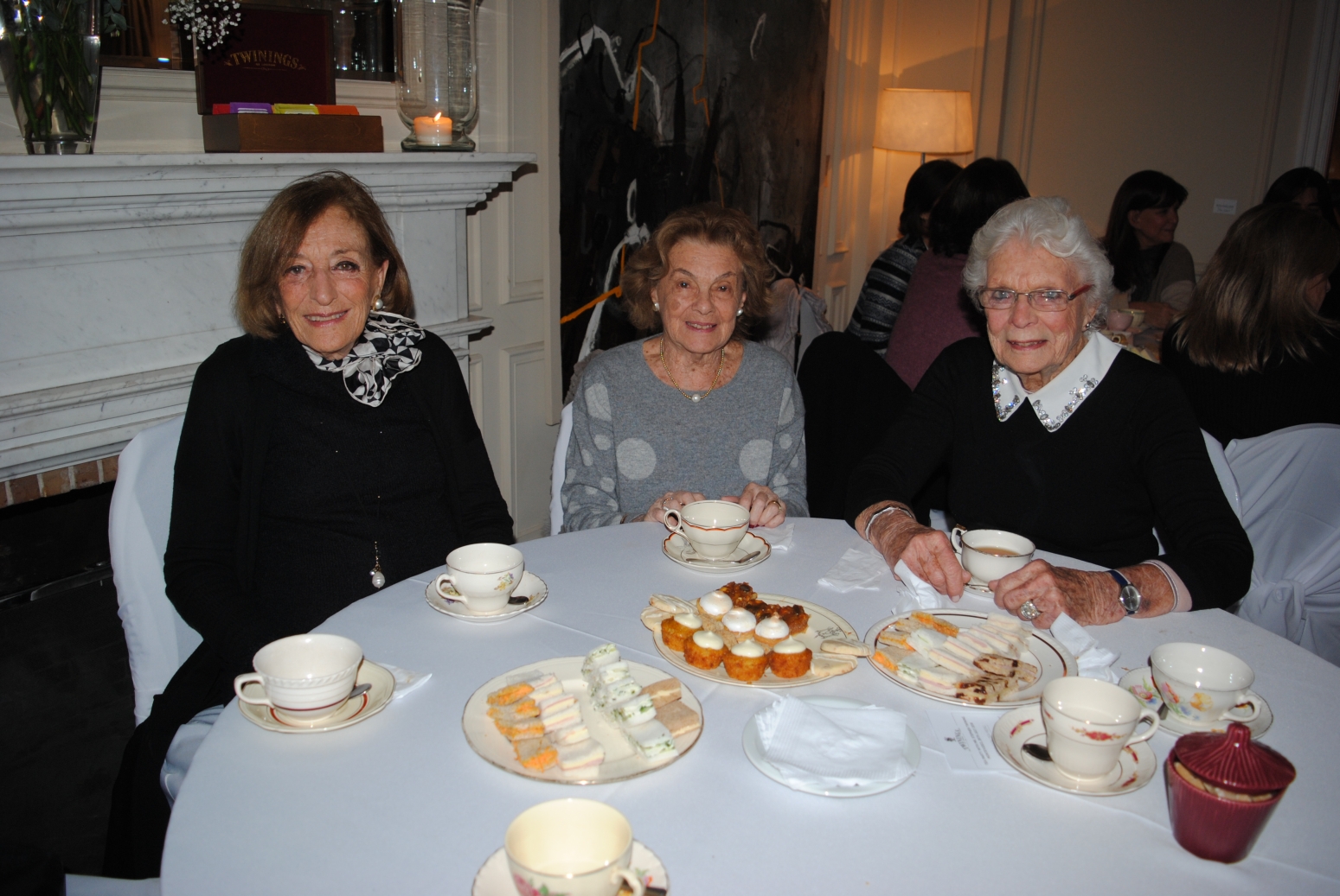 Felicia Folle de Puig, Elena Devotto de Scheck, Flor Rubio.