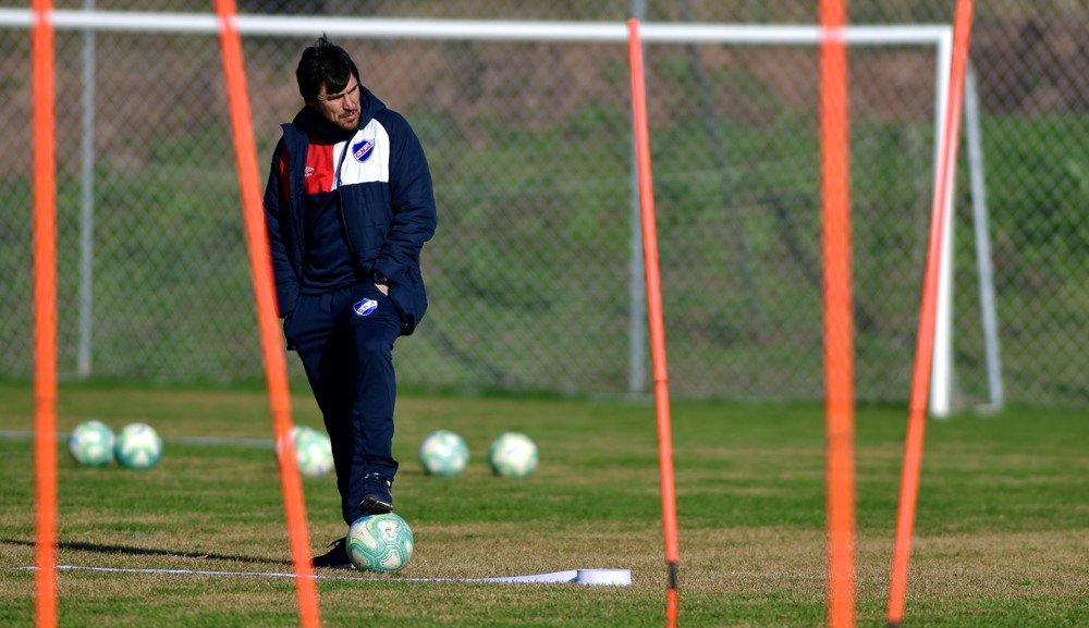Alexander Medina en el entrenamiento de Nacional en Los Céspedes. Foto: Fernando Ponzetto