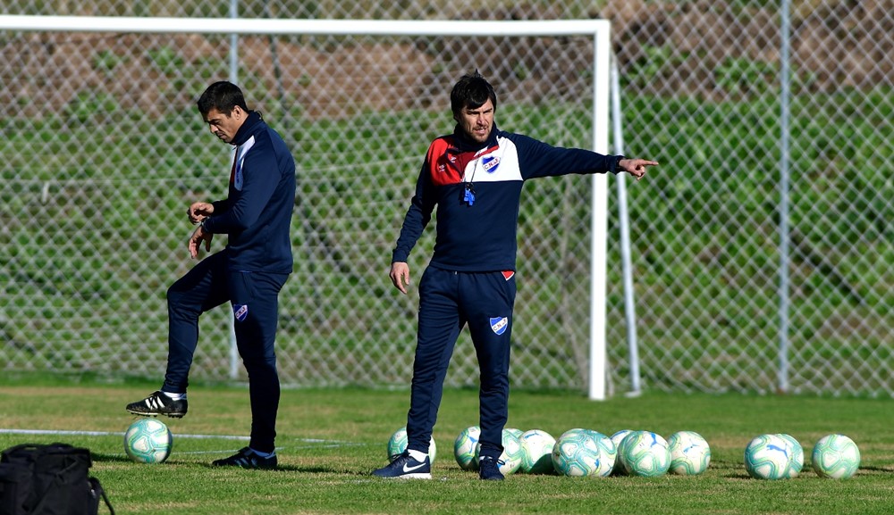Alexander Medina en el entrenamiento de Nacional en Los Céspedes. Foto: Fernando Ponzetto