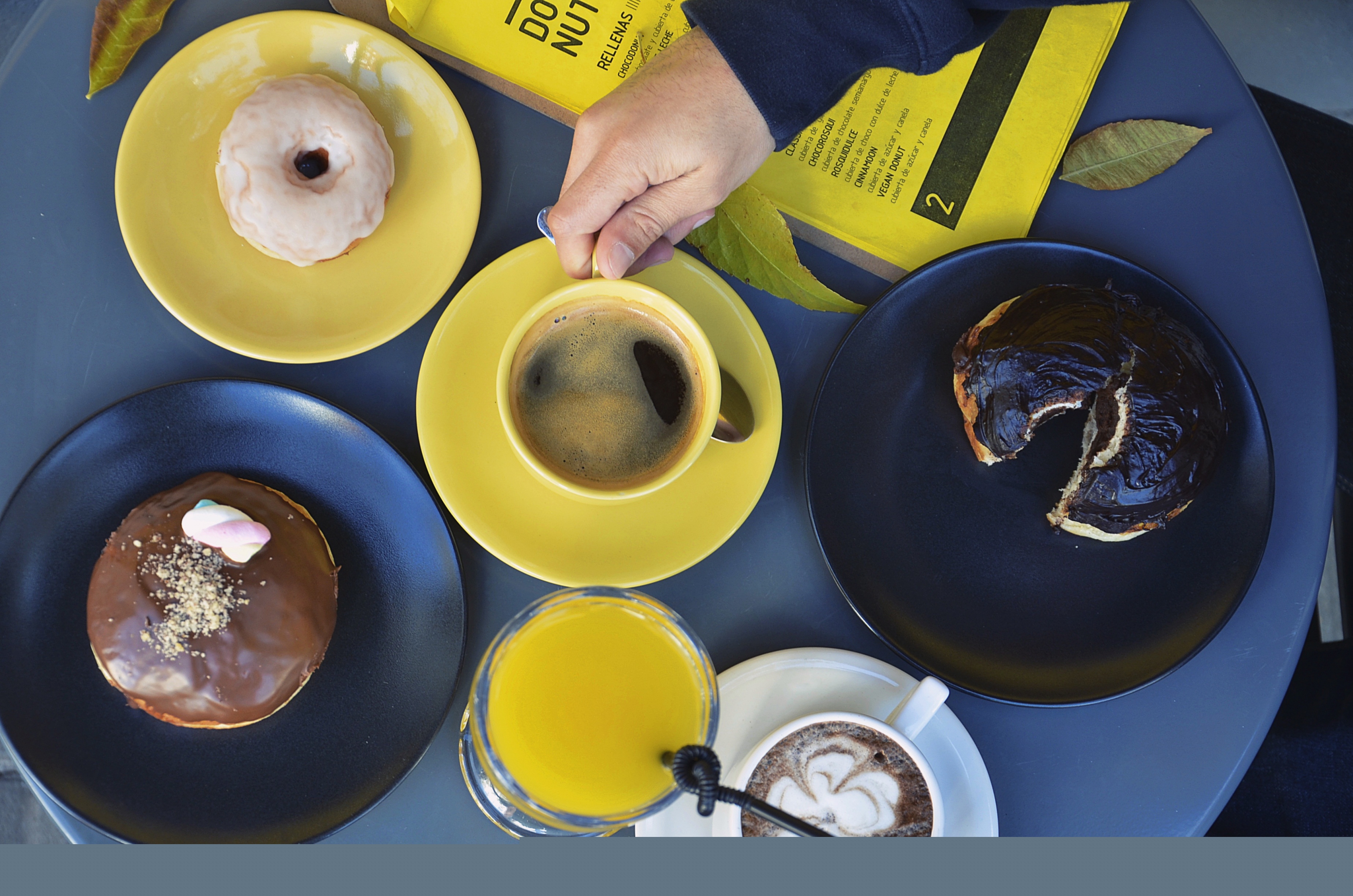 Variedad. Ofrecen una amplia gama de sabores y pueden ser sencillas, rellenas o con cobertura. (Foto: Gentileza Donut City)