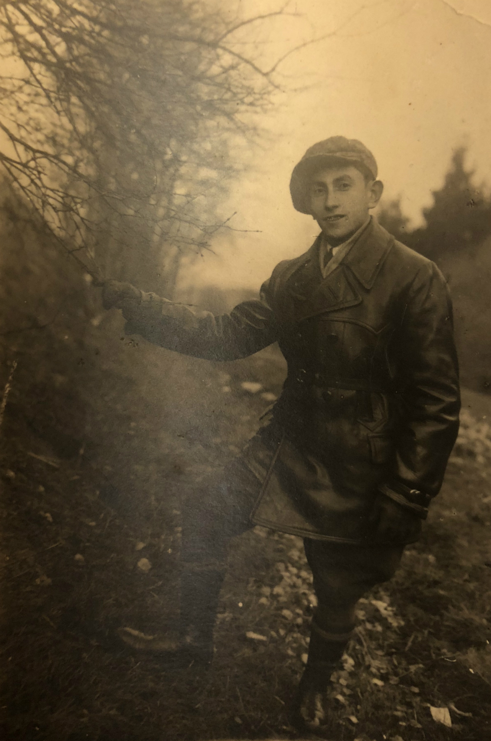 Wolf, antes de dejar Rozan.