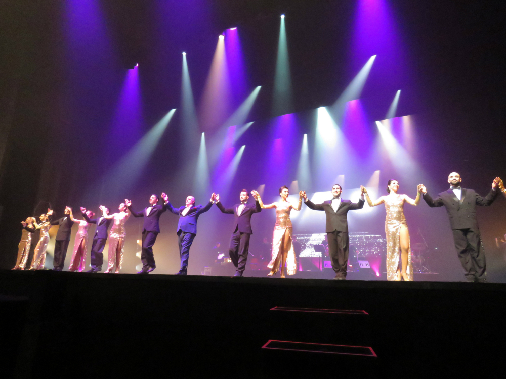Tango Lovers, una compañía de danza que brilló en el escenario del Auditorio del Sodre. Foto: Candela Sánchez, gentileza Auditorio Nacional