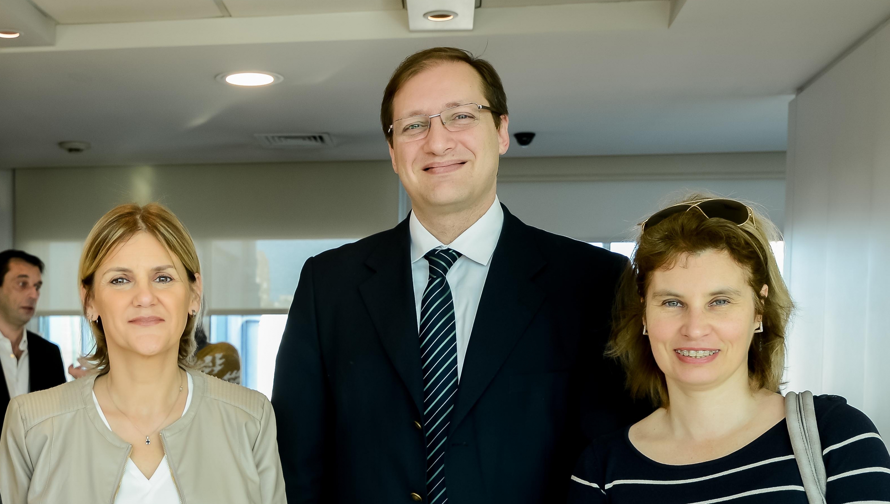 María de la Paz Goldaracena, Daniel Perciante, Rosana Fernández.