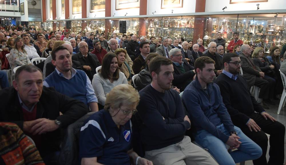 El homenaje de Nacional en la "Noche de los Socios". Fotos: Marcelo Bonjour.