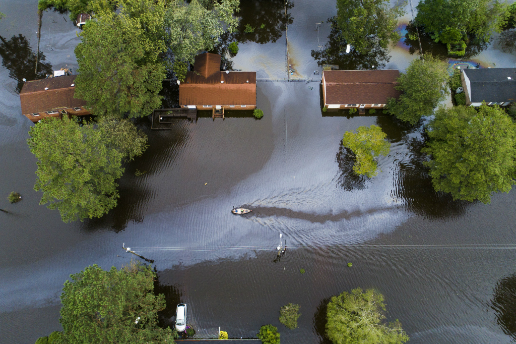 "Todavía no hemos visto lo peor de las inundaciones", alertan las autoridades. Foto: EFE
