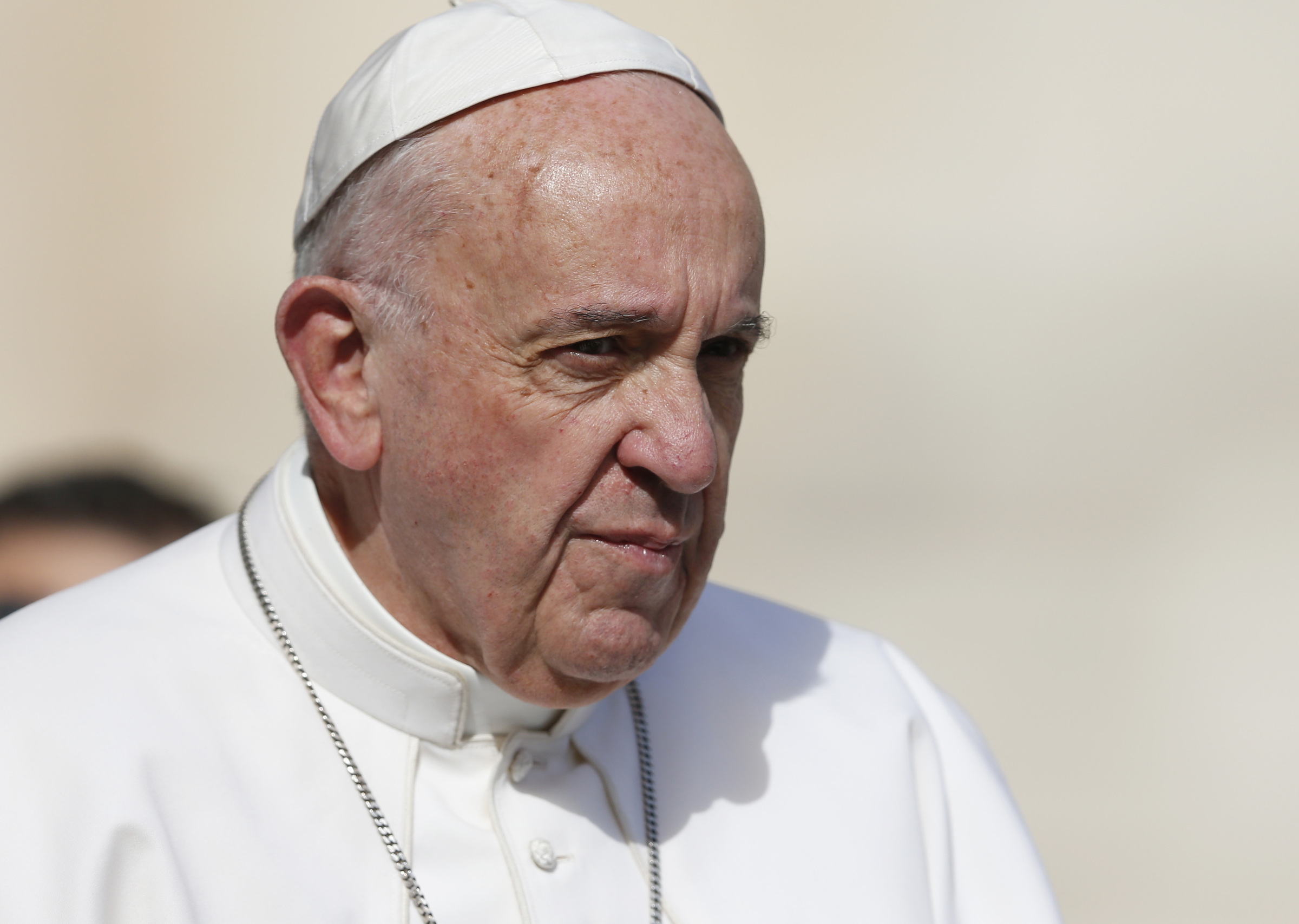 El papa Francisco llamó a la reconciliación de los millones de católicos chinos, divididos entre la iglesia oficial y la clandestina,