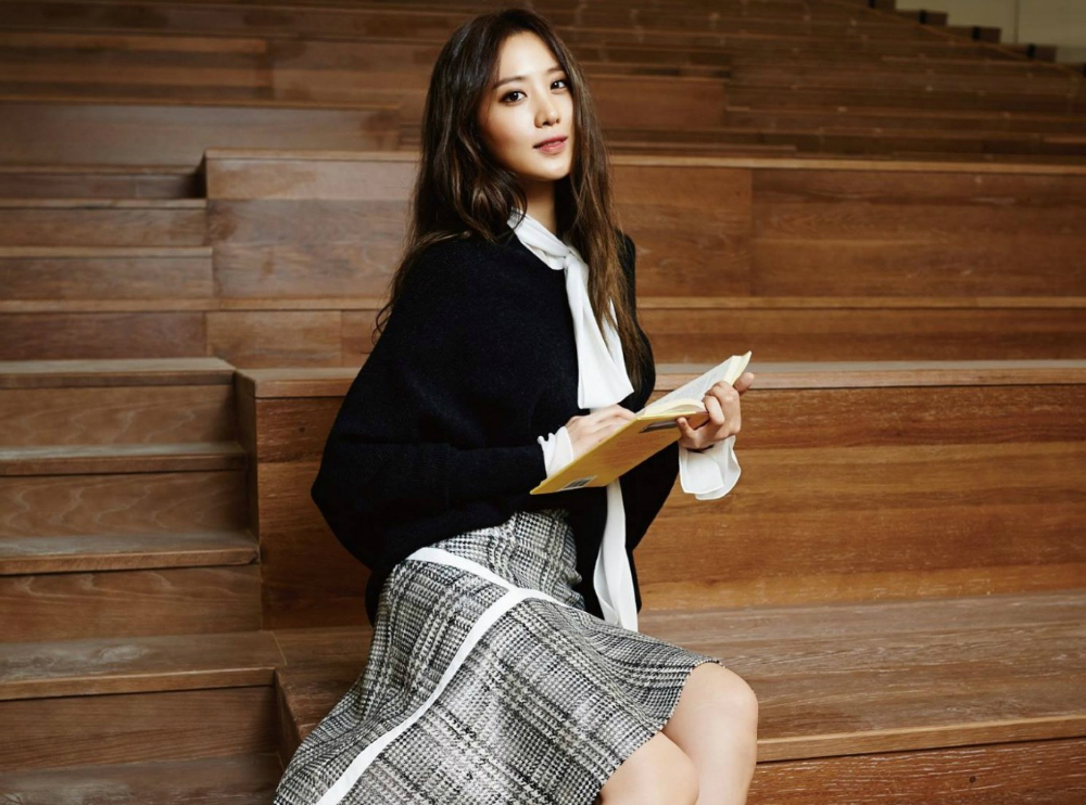 Claudia Kim