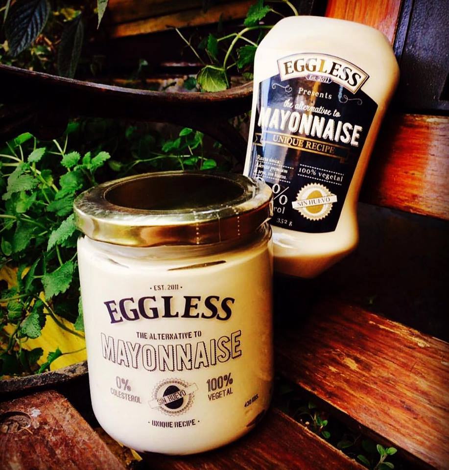 Producto. Se promociona como la primera mayonesa sin huevo de Latinoamérica. Foto: Difusión.