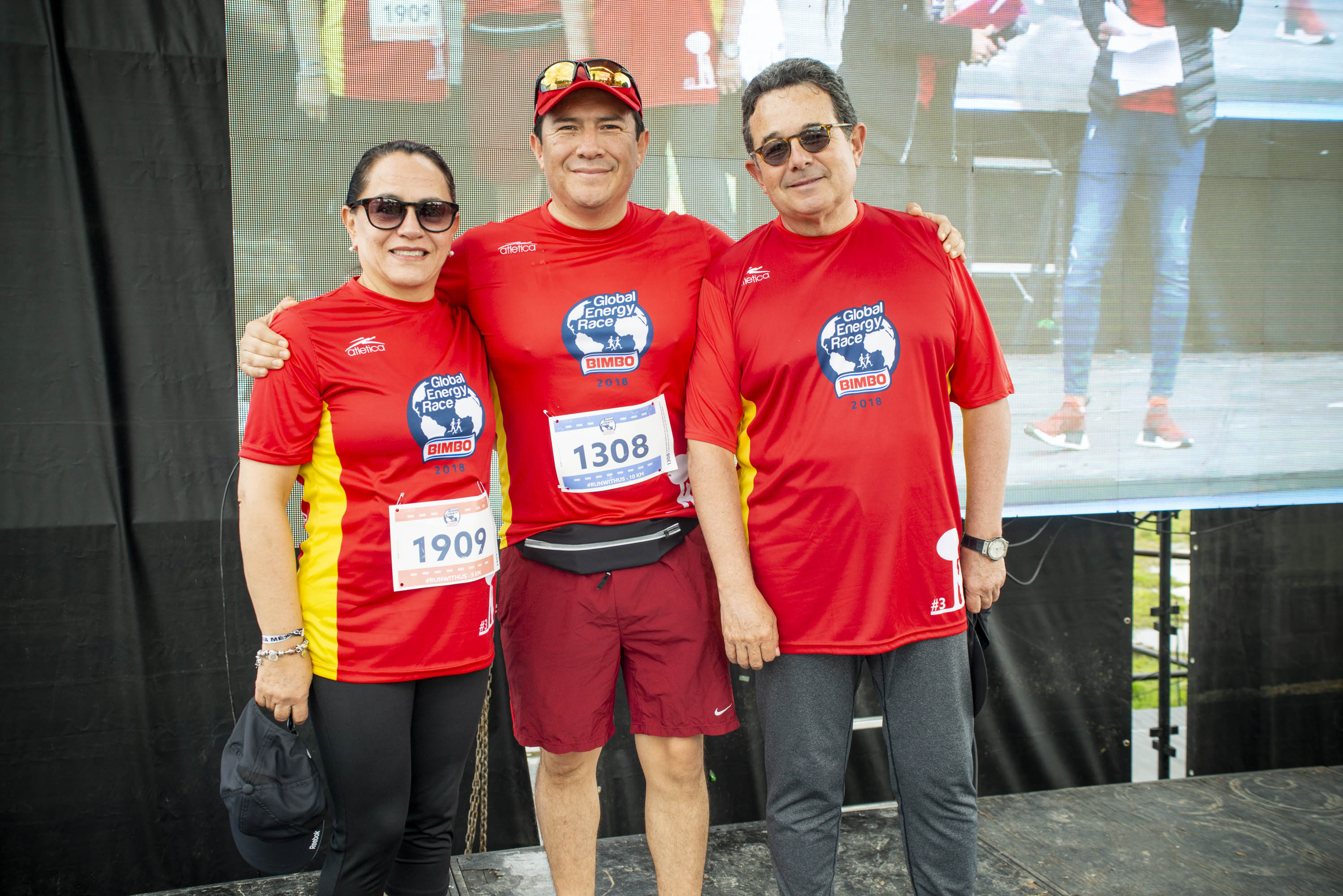 Erika Bello, Rafael López, Embajador de México Francisco Arroyo.