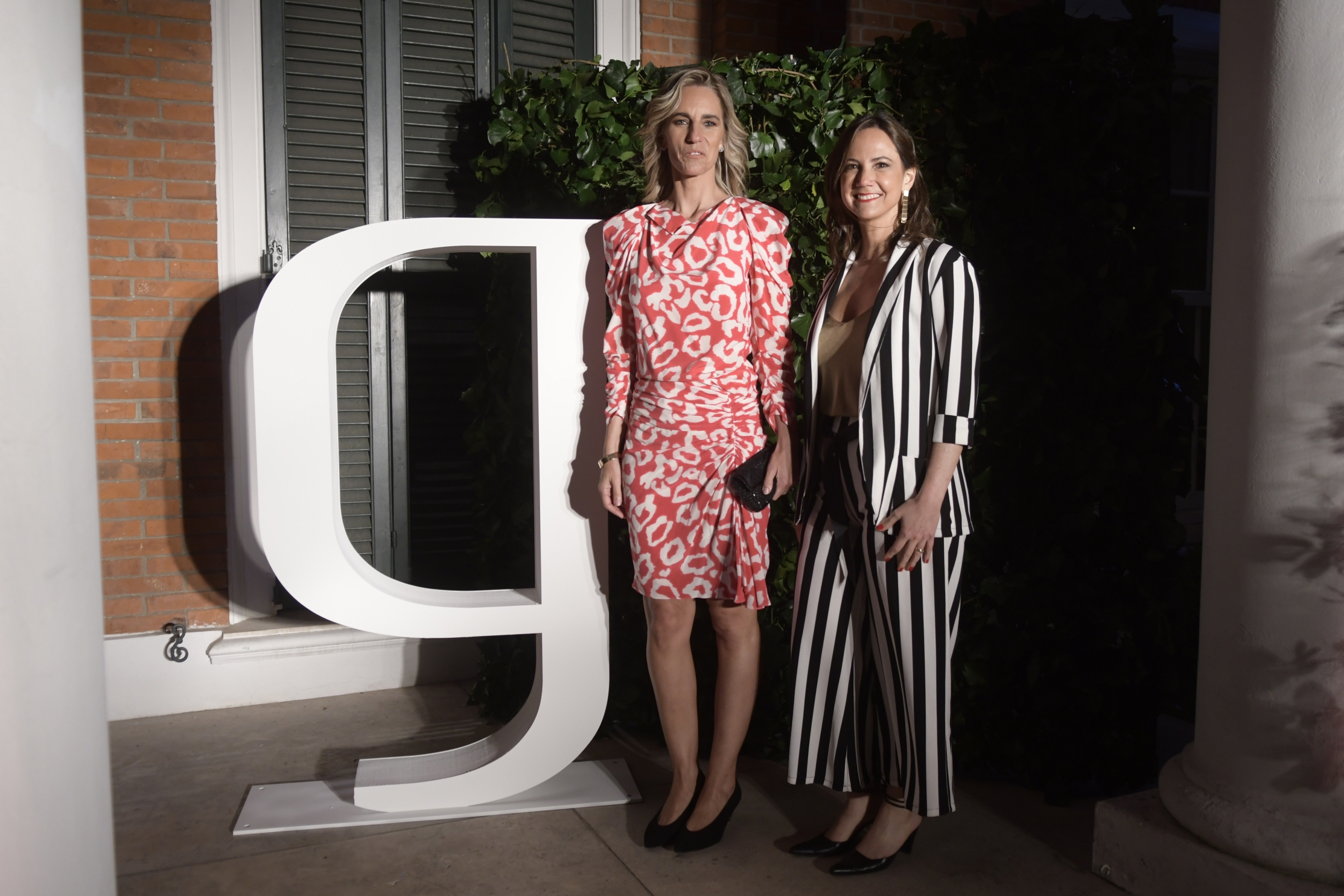 Adela Dubra, Daniela Bluth.