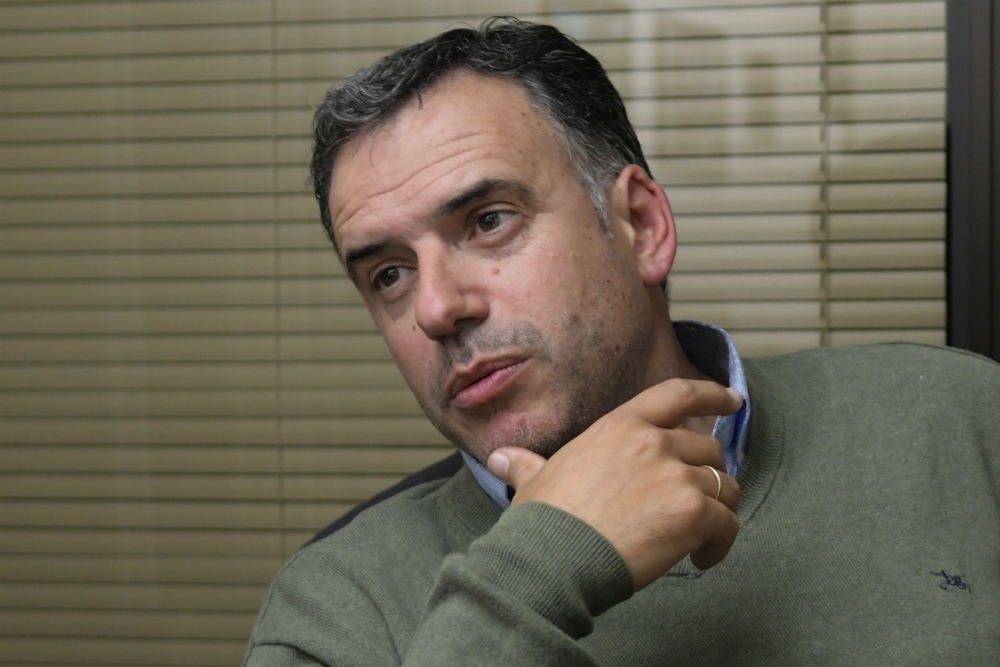 Declaraciones. El intendente de Canelones, Yamandú Orsi. Foto: Marcelo Bonjour.