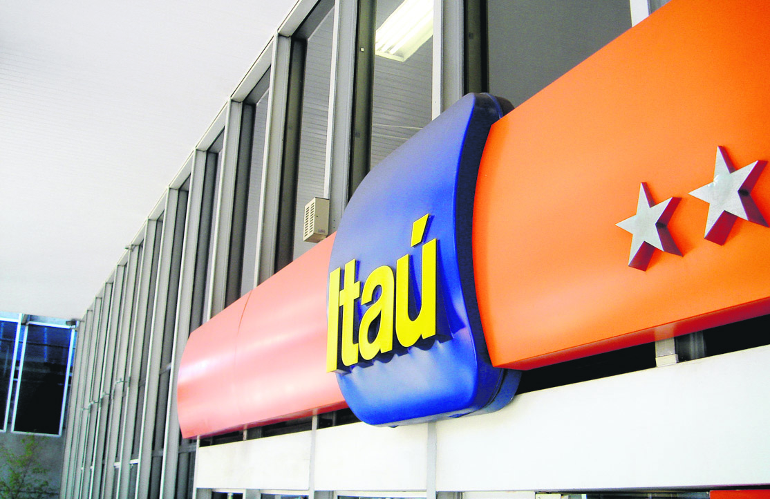 El banco resolvió rescindir el contrato con Paganza luego que esta lo denunciara en 2016. Foto: EFE