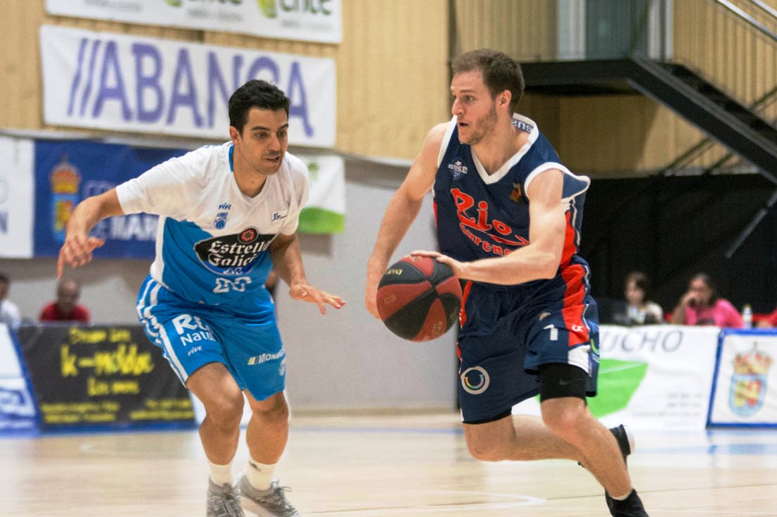 Santiago Vidal en el Río Ourense Termal de España