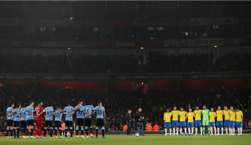 Las mejores imágenes del duelo entre Uruguay y Brasil en Londres. Foto: Reuters