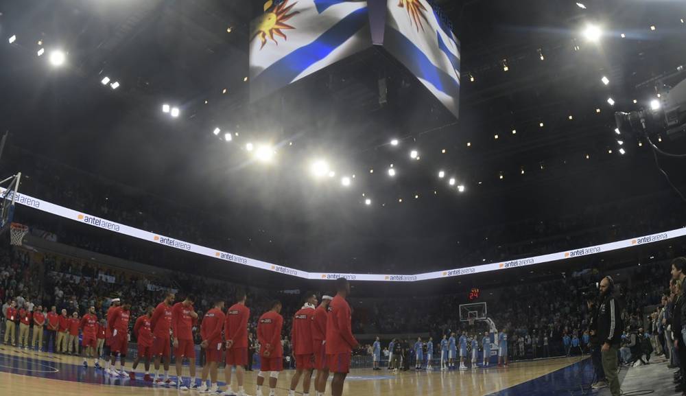 Las mejores imágenes de Uruguay ante Puerto Rico en el Antel Arena. Foto: Gerardo Pérez.