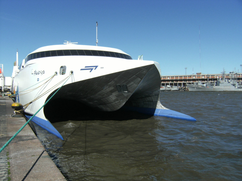 Se cumplieron 22 años de la Terminal Buquebus