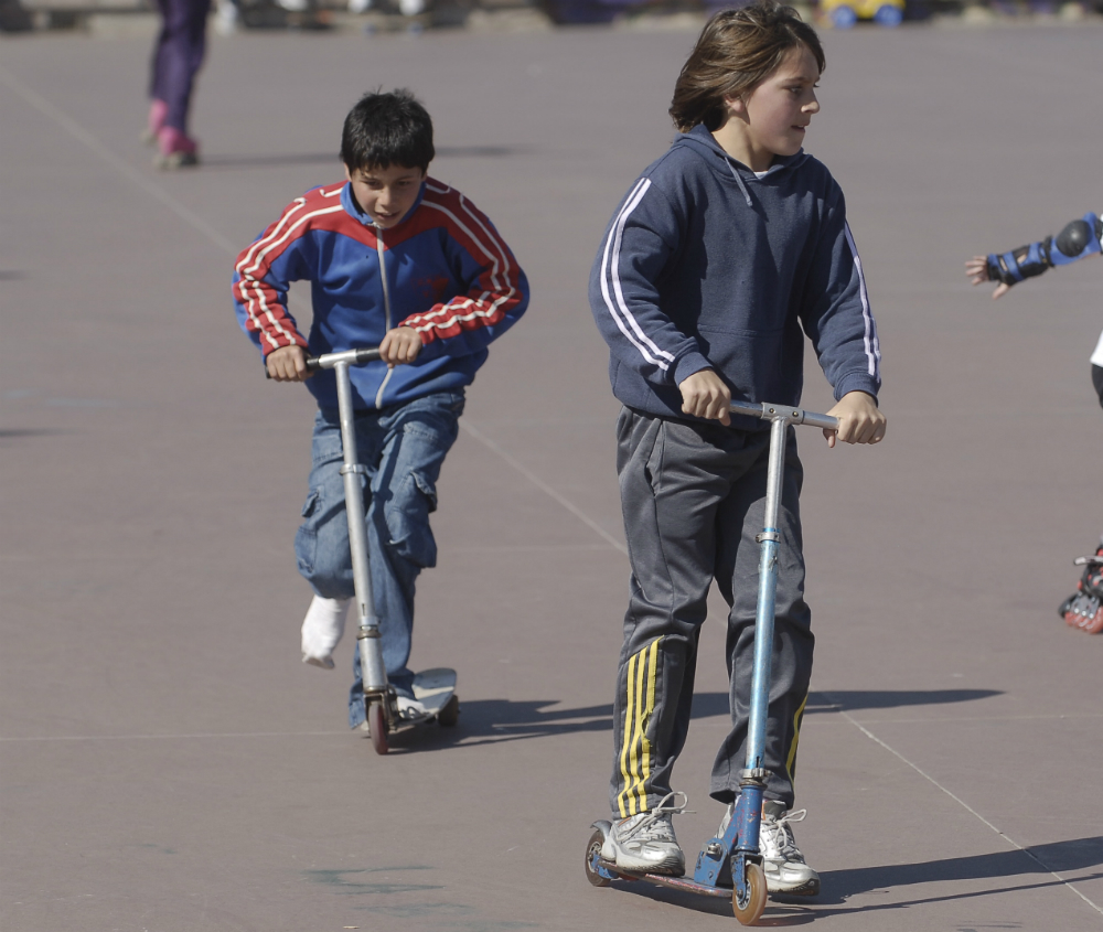 Monopatín: aumenta su uso lentamente gracias a ciclovías. Foto: archivo El País