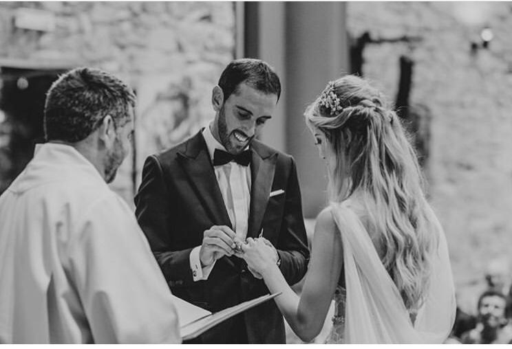 En la capilla San José de Manga se celebró la ceremonia religiosa entre Diego Godín y Sofía Herrera. Foto: Boffano Studios