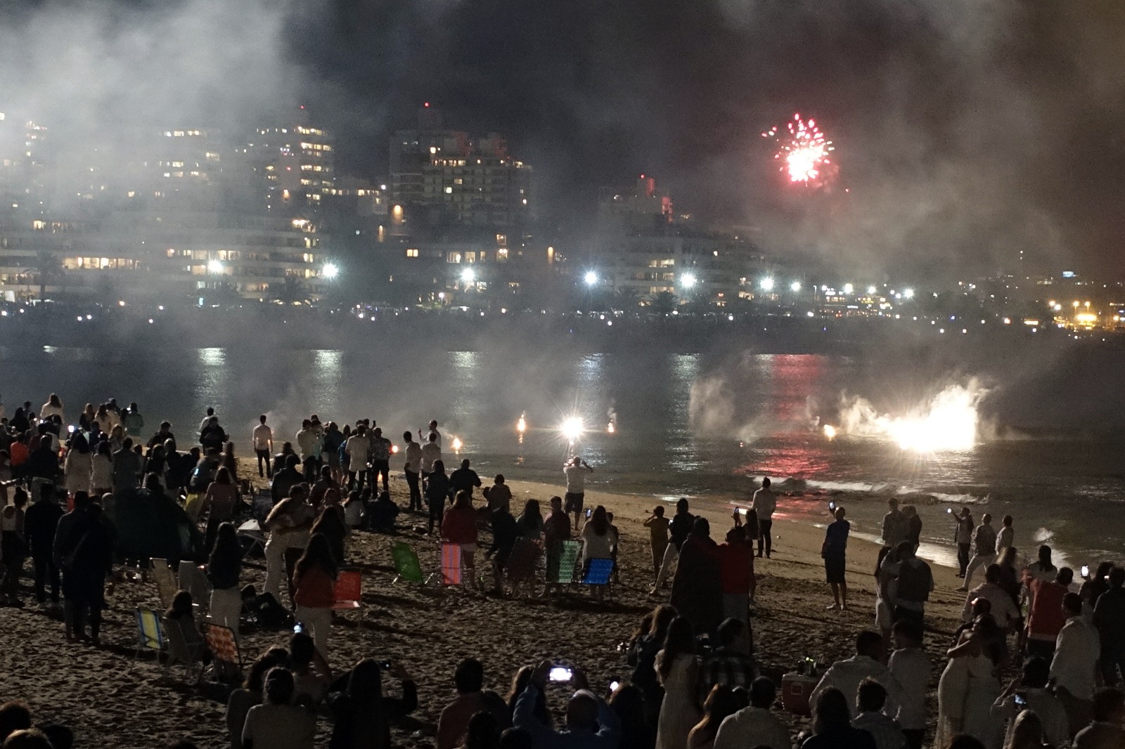 Festejos en Punta del Este por la llegada del Año Nuevo. Foto: Ricardo Figueredo.