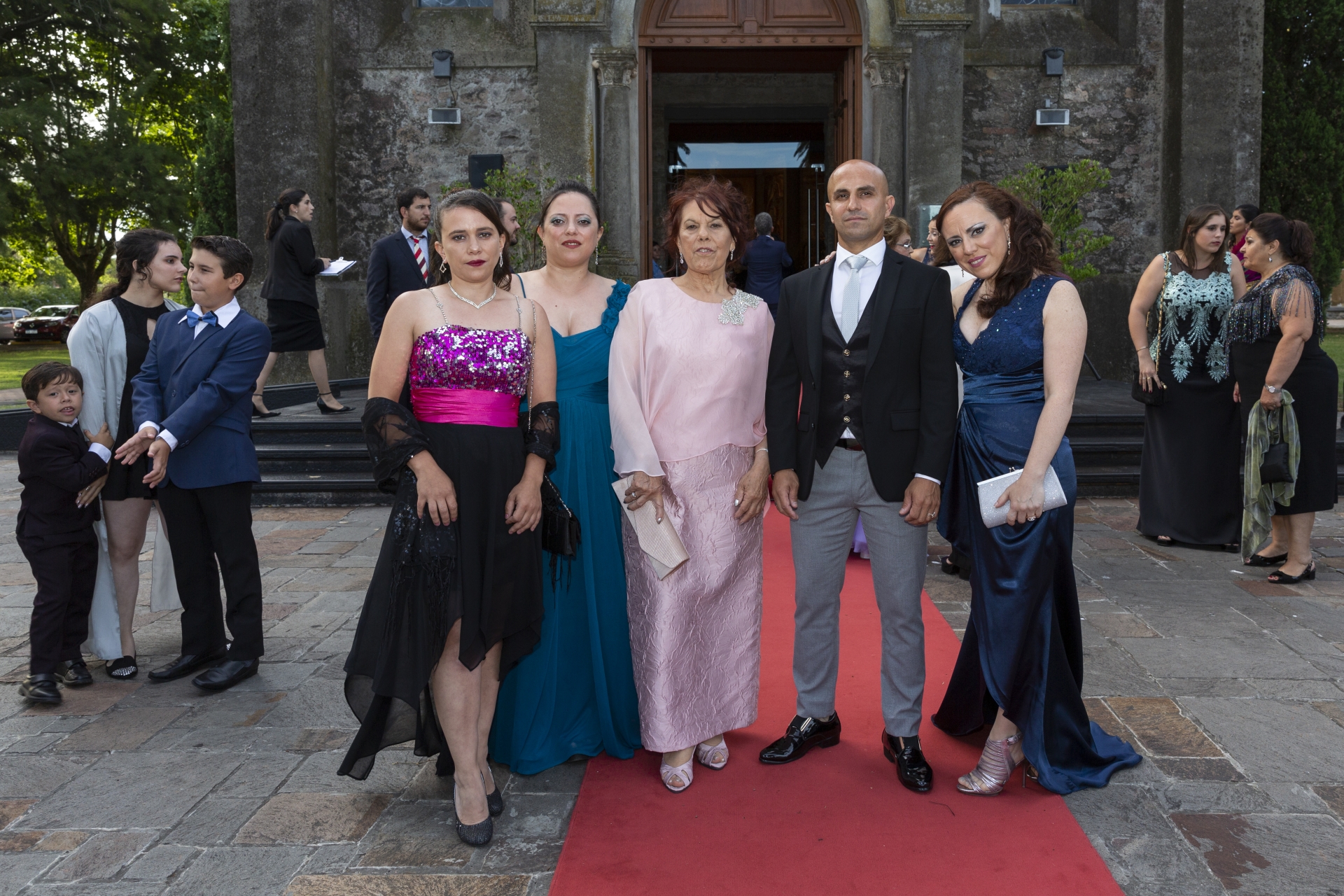 Yanina y Alejandra Fernández, Ana María López, Jorge y Gabriela Fernández.
