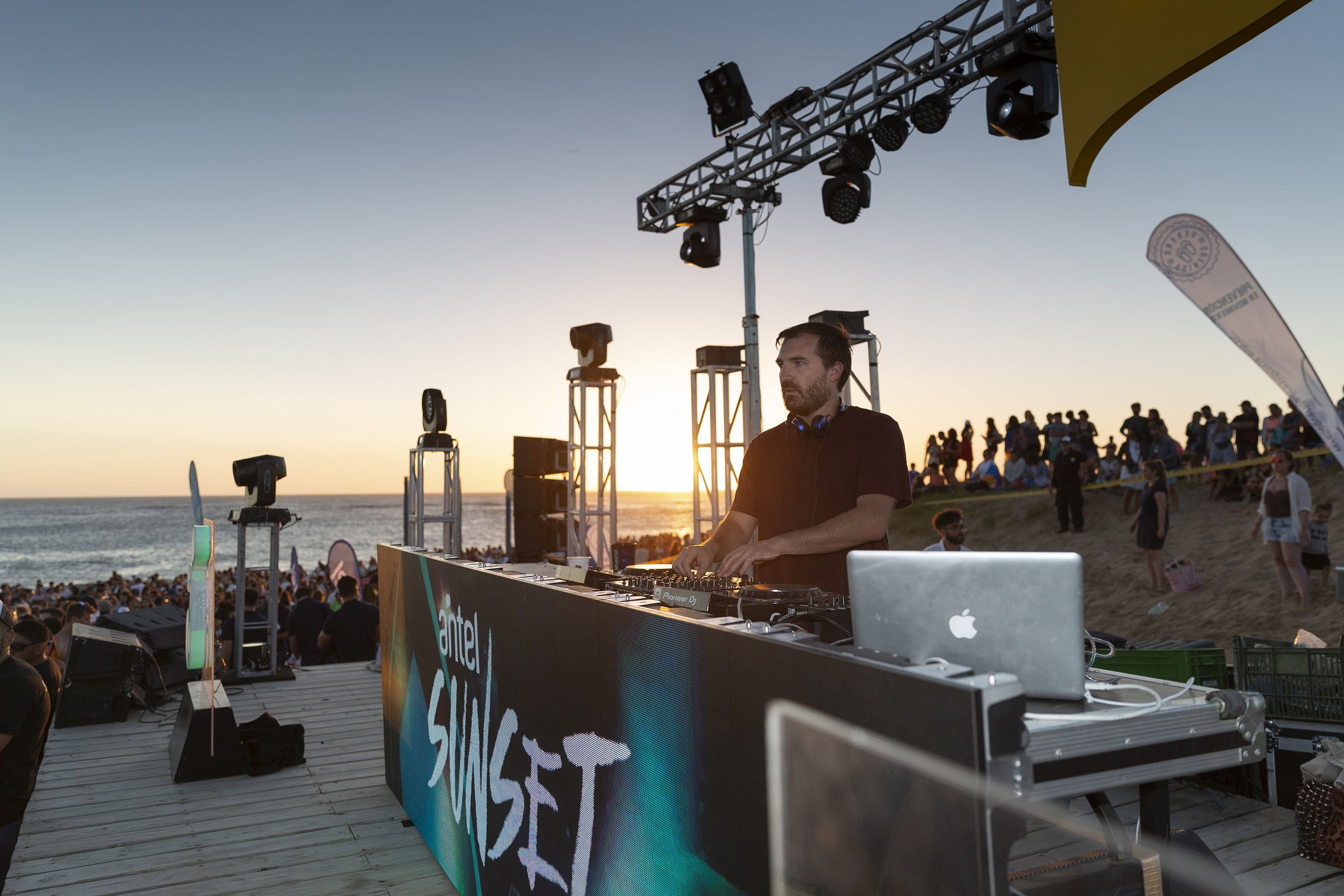 Se celebró la quinta edición del Antel Sunset.