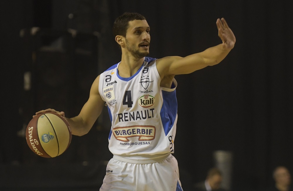 Marcos Cabot ordenando a Malvín.