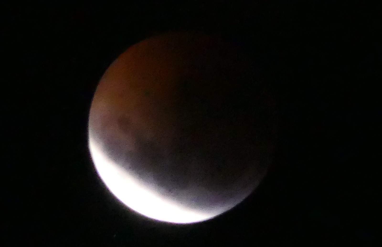 Eclipse de Luna Roja. Foto: Ricardo Figueredo