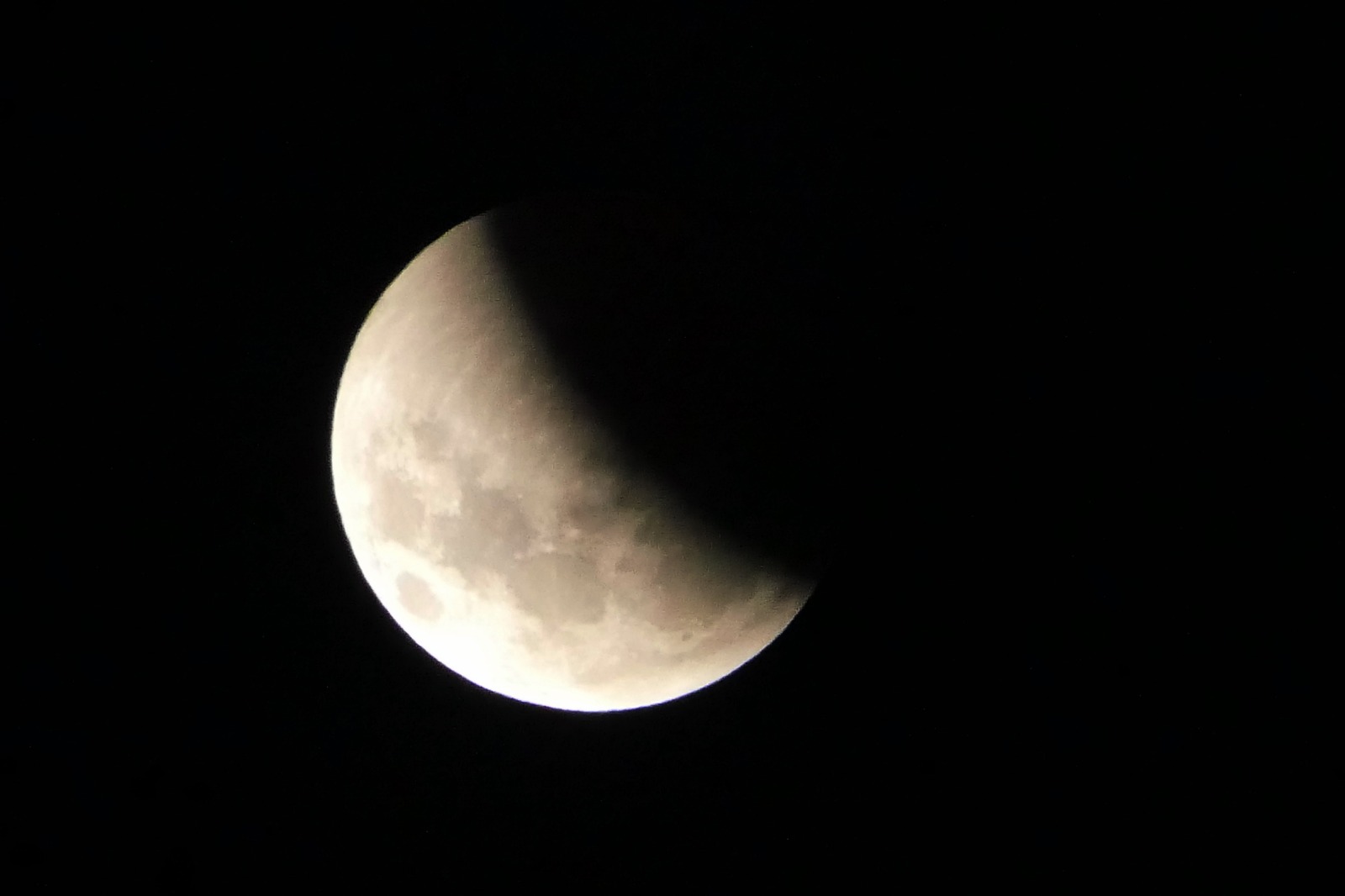 Eclipse de Luna Roja. Foto: Ricardo Figueredo