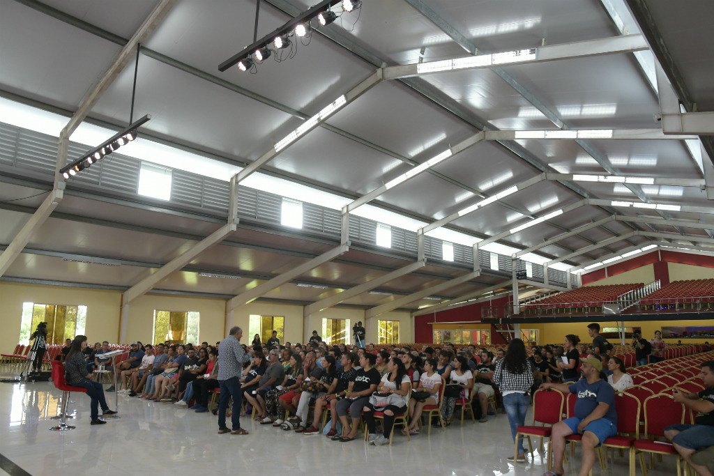 En el campamento del Beraca, además de las actividades del programa, hay canchas de fútbol y una gran piscina. Foto: Leonardo Mainé