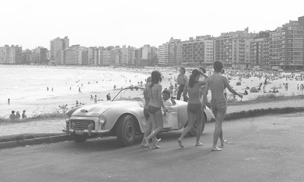 Playas en Uruguay en la década del 70. Foto Archivo El País