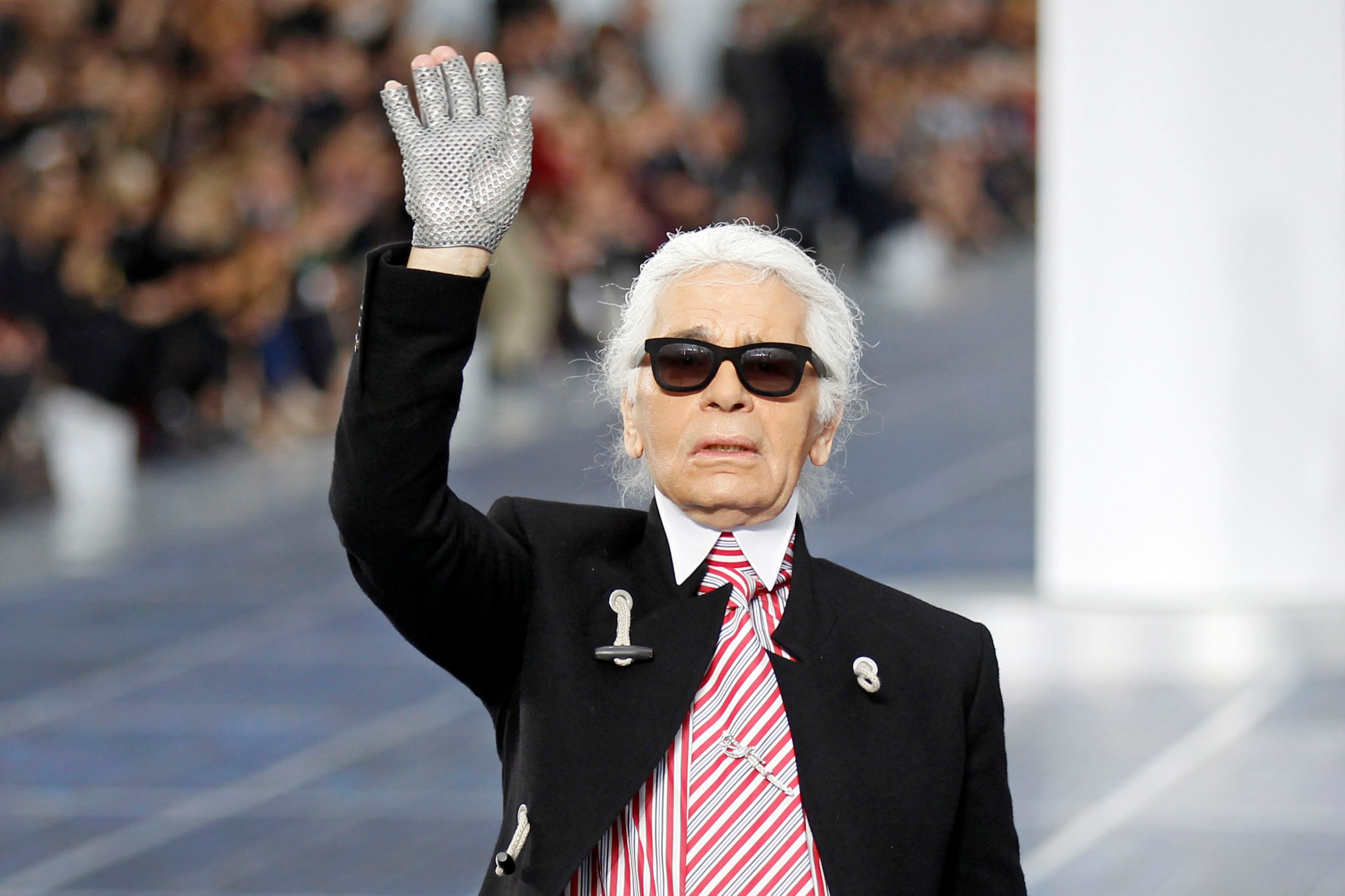 Karl Lagerfeld en octubre de 2012 durante un desfile de Chanel durante la Semana de la Moda de París. Foto: Reuters