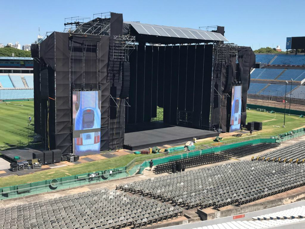 El escenario de Ed Sheeran para el show del Centenario. Foto: Darwin Borrelli