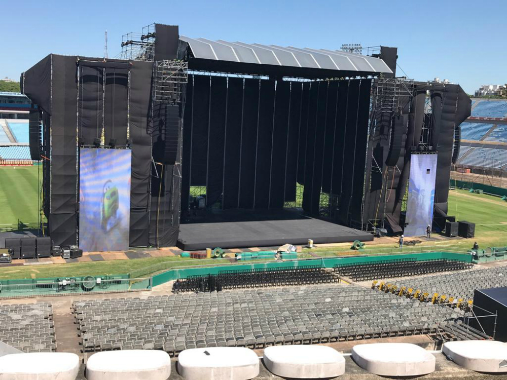 El escenario de Ed Sheeran para el show del Centenario. Foto: Darwin Borrelli
