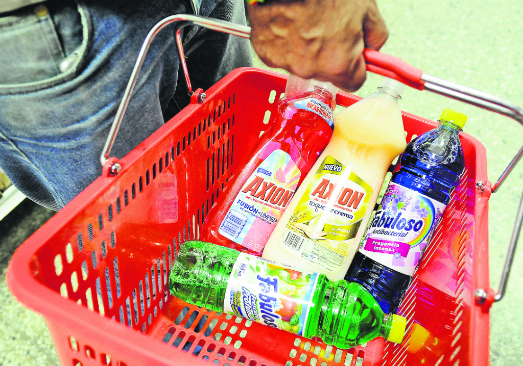 Colgate cerró recientemente la planta de producción local; las Pymes dicen que "no bajan la cortina" a diferencia de las multinacionales. Foto: Darwin Borrelli