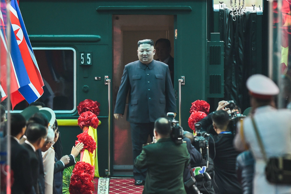 El líder norcoreano Kim Jong-un arriba a la provincia vietnamita de Dong Dang. Foto: AFP.