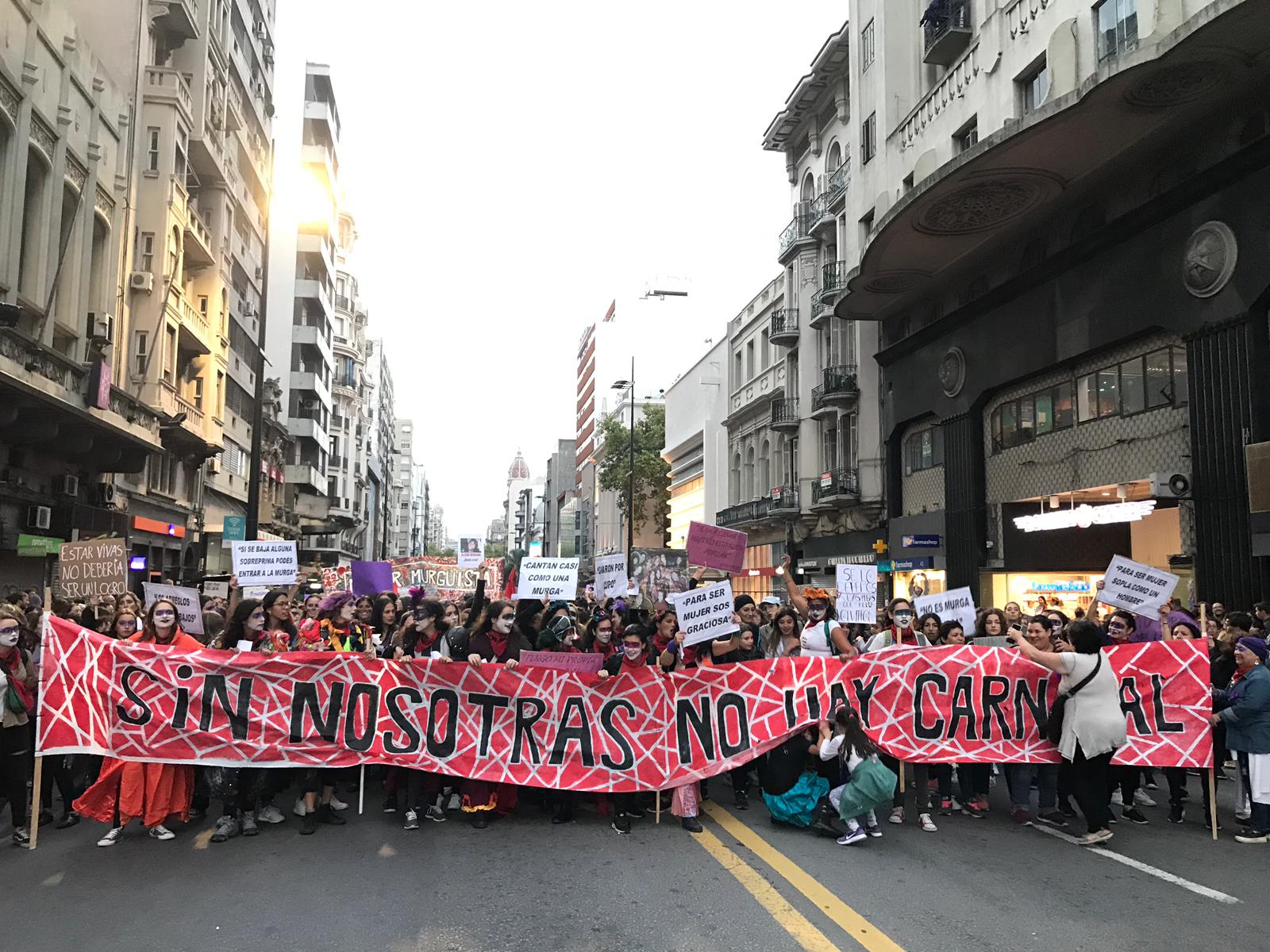 Así se vivió la multitudinaria marcha del #8M que este año reclamó por ...