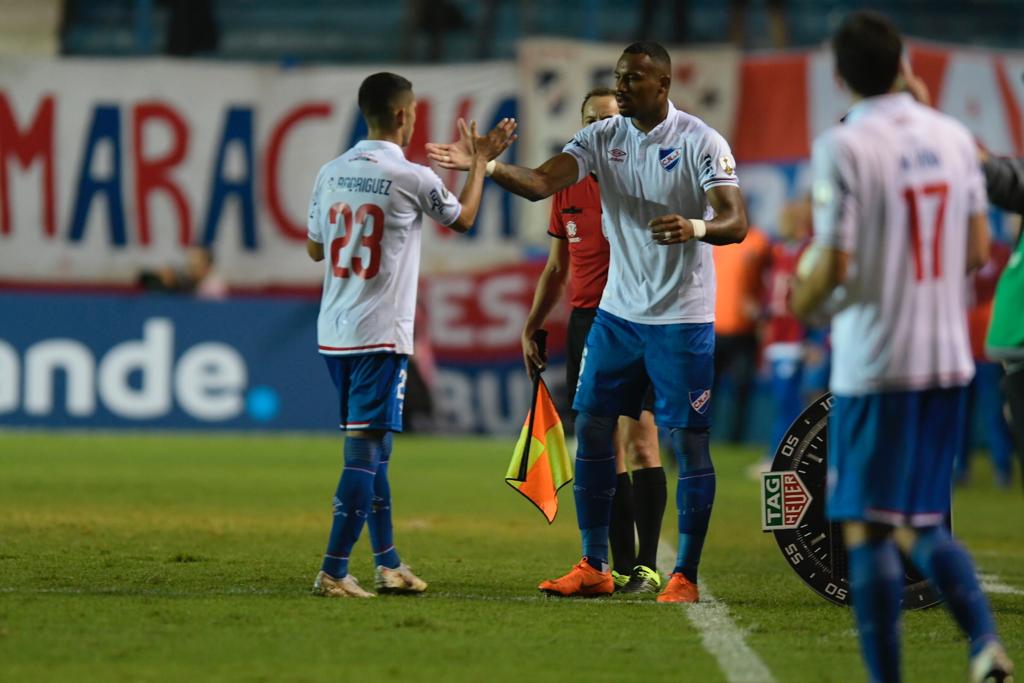 Nacional le ganó a Atlético Mineiro y quedó como líder en el Grupo E. Fotos: Gerardo Pérez / El País