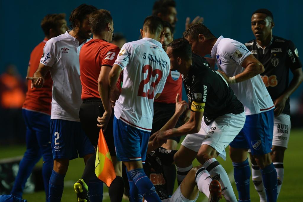 Nacional le ganó a Atlético Mineiro y quedó como líder en el Grupo E. Fotos: Gerardo Pérez / El País