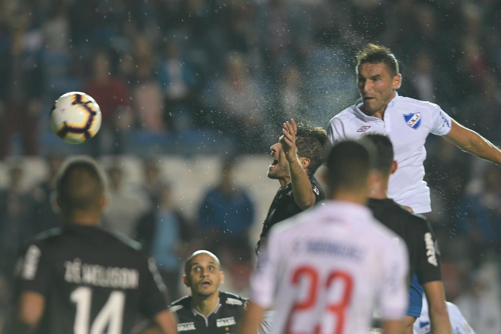 Nacional le ganó a Atlético Mineiro y quedó como líder en el Grupo E. Fotos: Gerardo Pérez / El País
