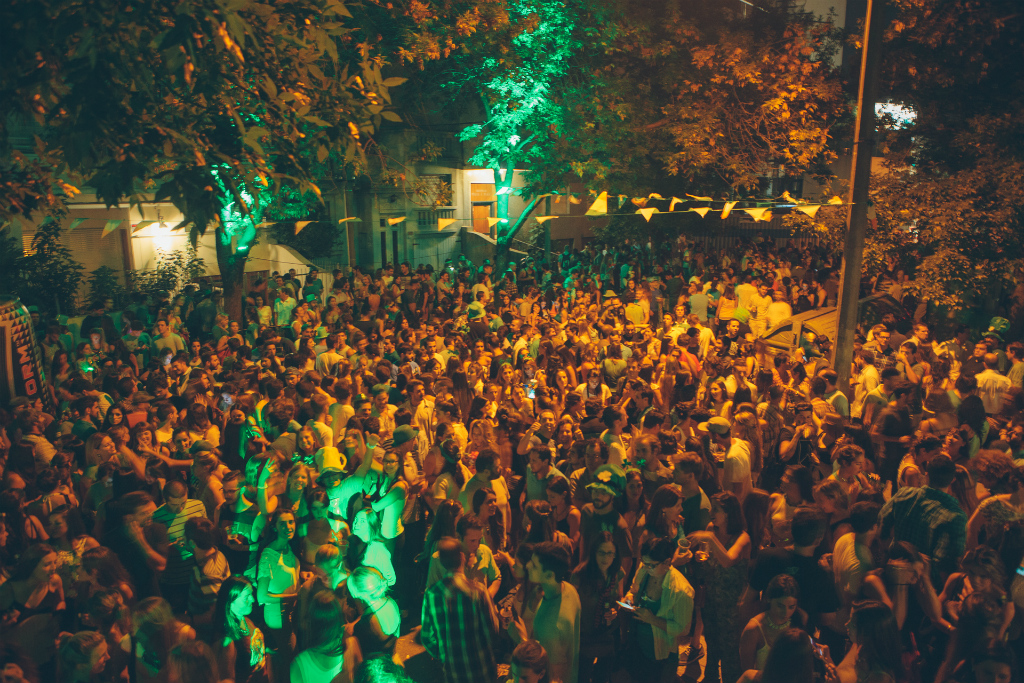 Montevideo se suma a los festejos del santo patrono de Irlanda. Foto: Archivo El País