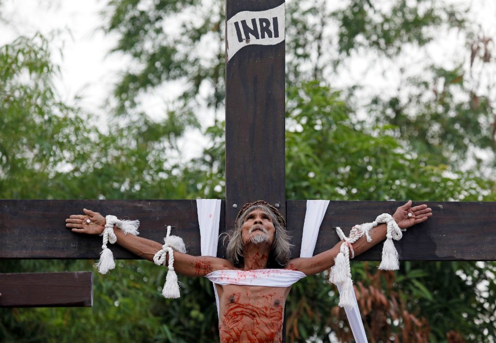 Filipinas: los actos de autoflagelación y las crucifixiones se repiten cada año. Foto: Reuters