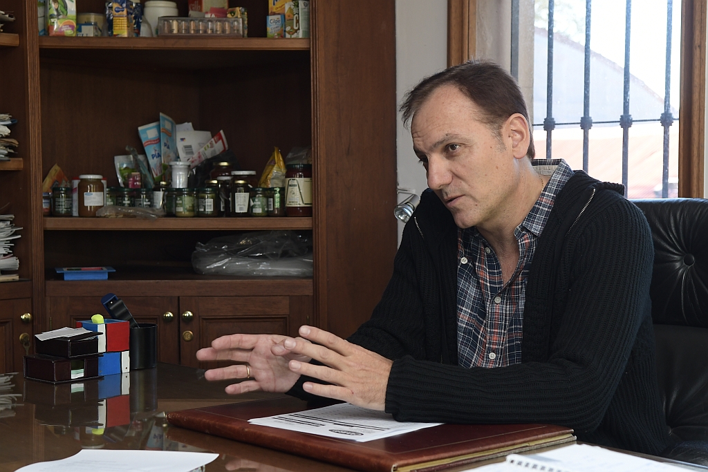 Desarrollos propios. Vieites remarcó que todos los productos se hacen desde cero en la planta, "con fórmulas propias o en base a los requerimientos de los clientes". (Foto: Marcelo Bonjour)