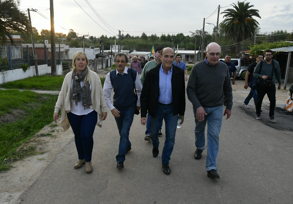 Daniel Martínez recorrió el Municipio F. Foto: Fernando Ponzetto