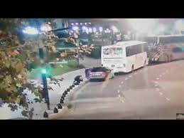 El momento del ataque al diputado. Foto: Youtube