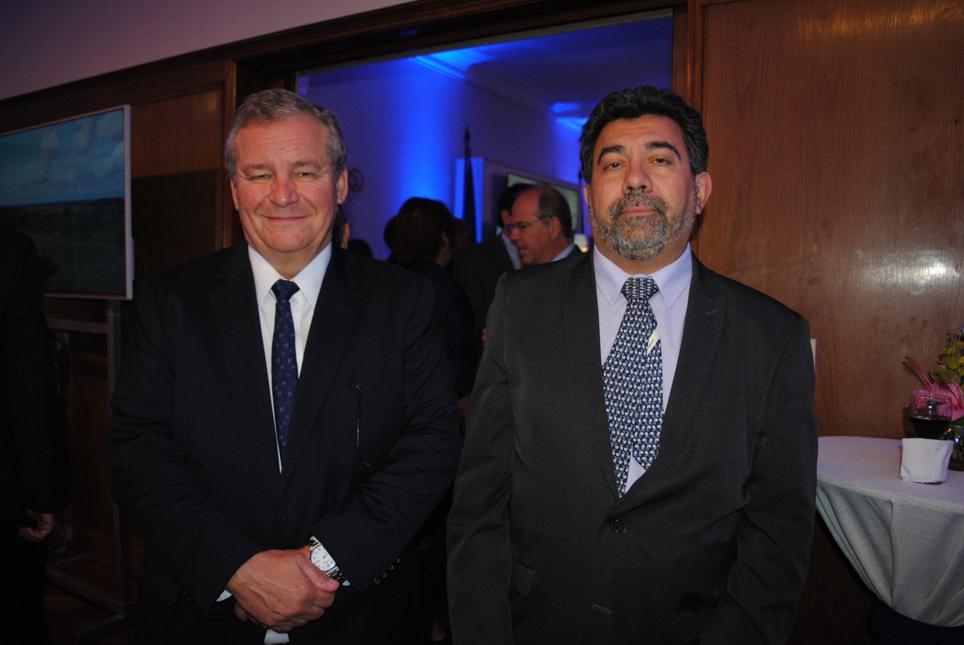 Embajador de Bélgica Peter Maddens, Nelson Villarreal.