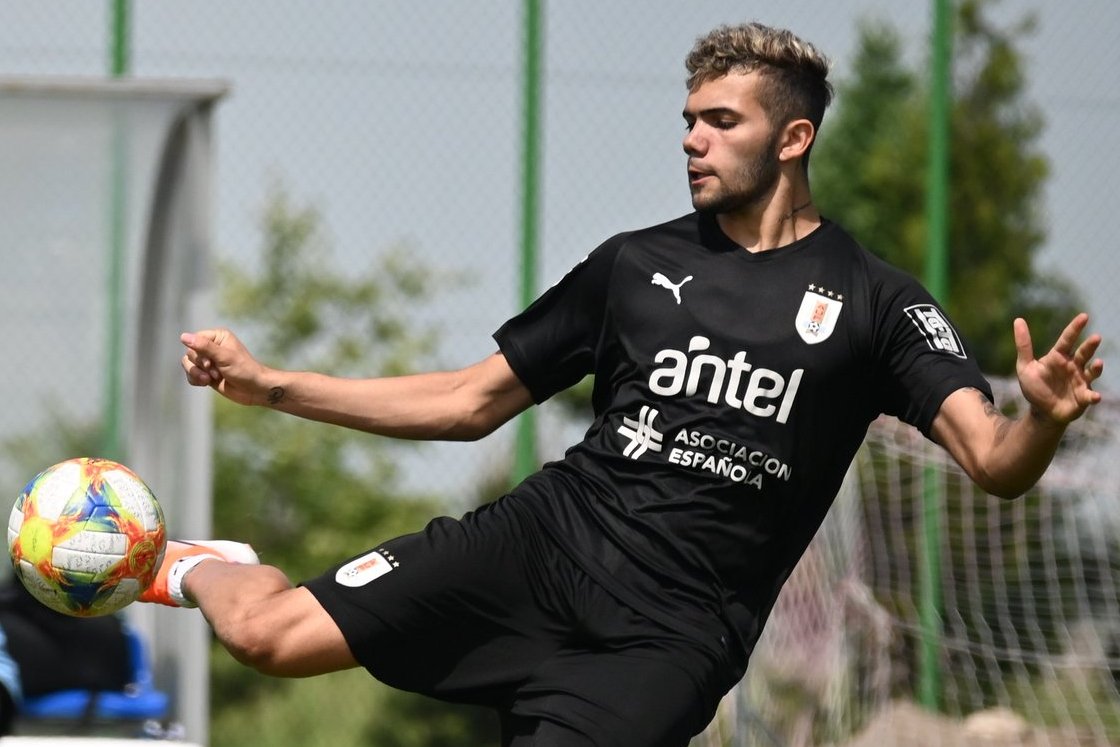 Nicolás Schiappacasse pronto para sacar un latigazo