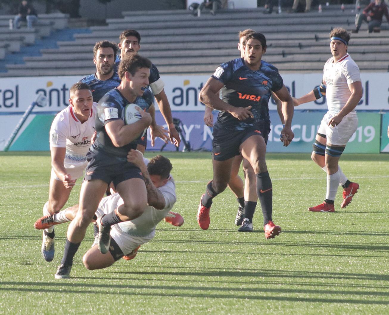 Argenitna XV y Namibia en el Estadio Charrúa.