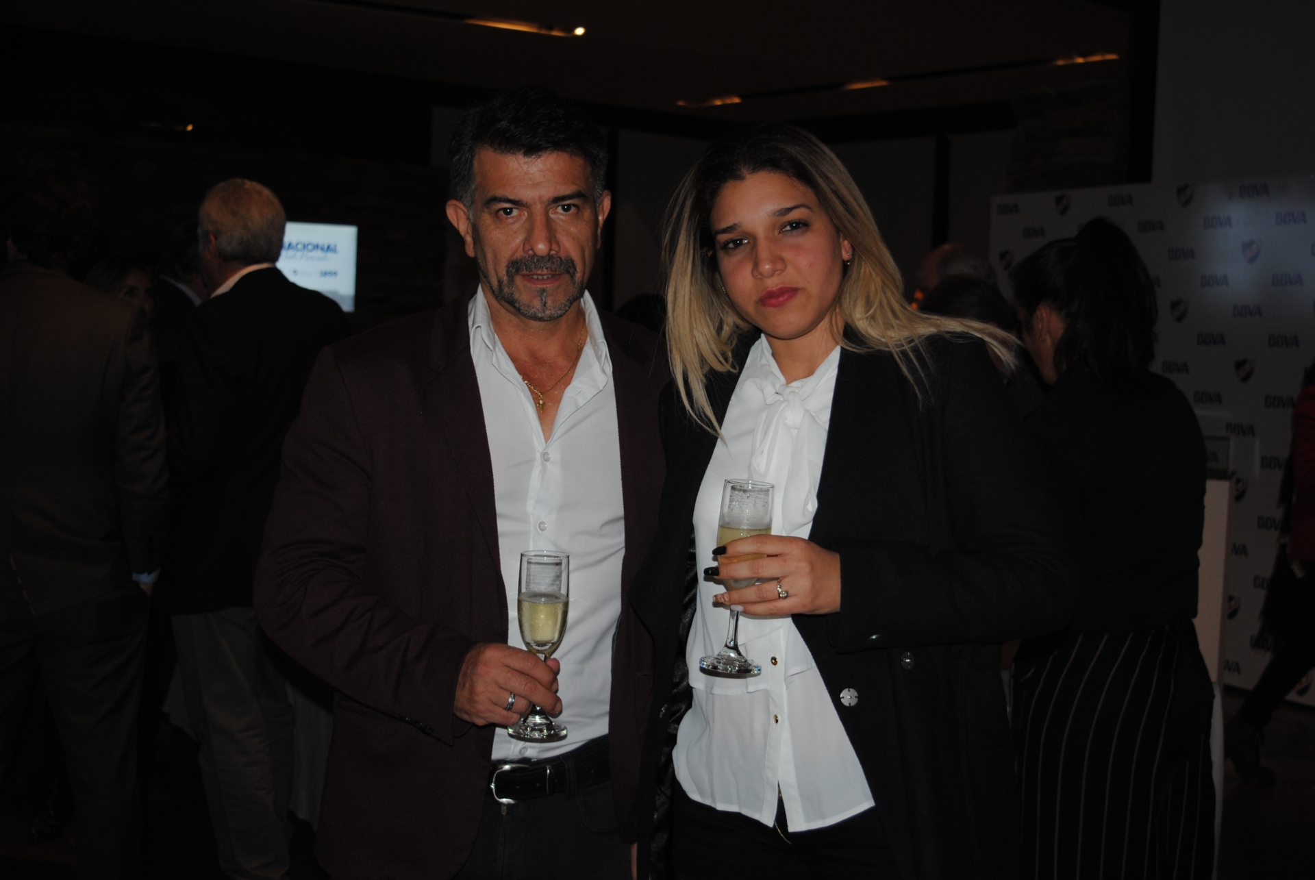 Jorge Silva, Aris Rivas.