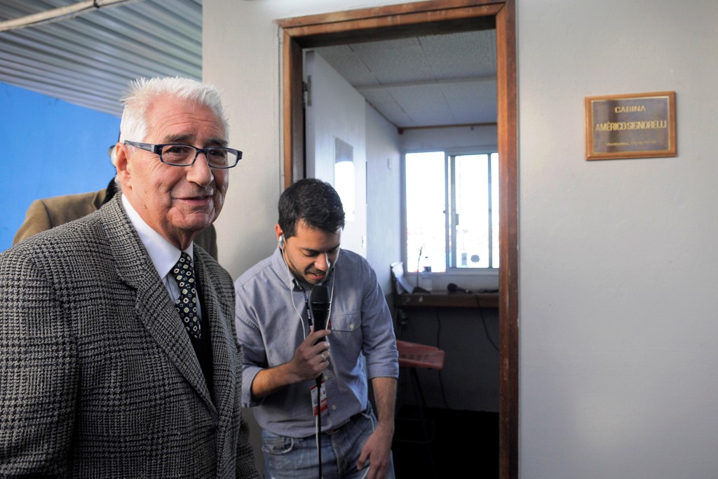 Américo Signorelli.